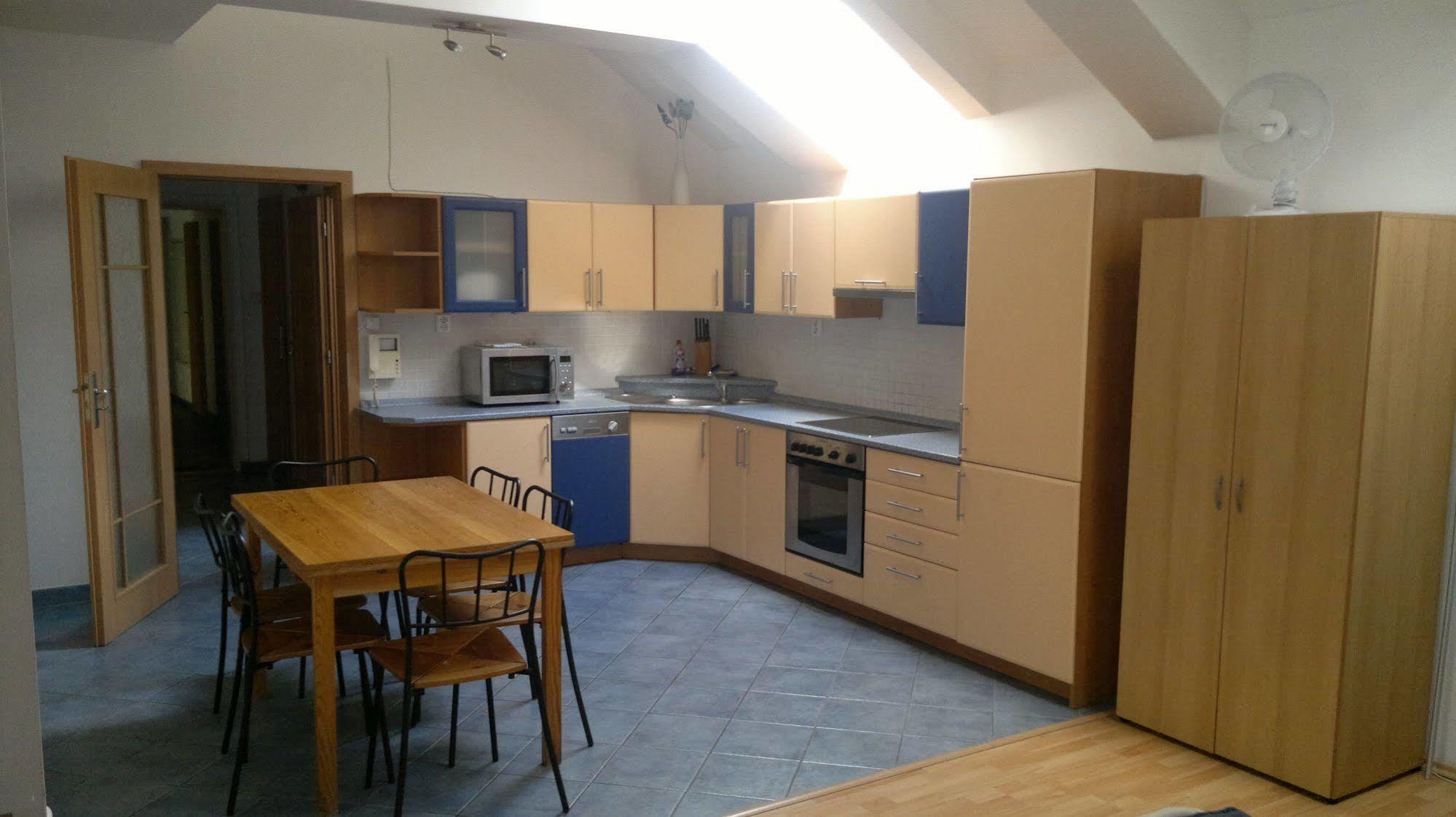 Residence Pinkas Прага Экстерьер фото